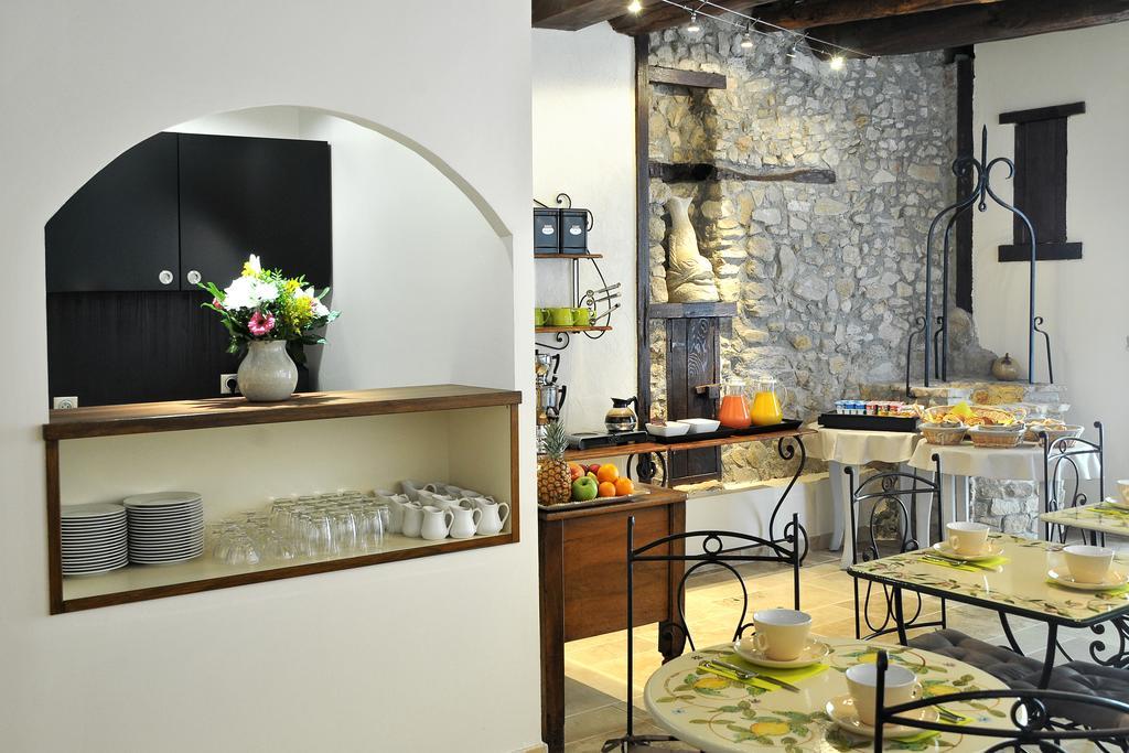 Chateaux Demeures Vallee De L'Arc 特雷斯 外观 照片